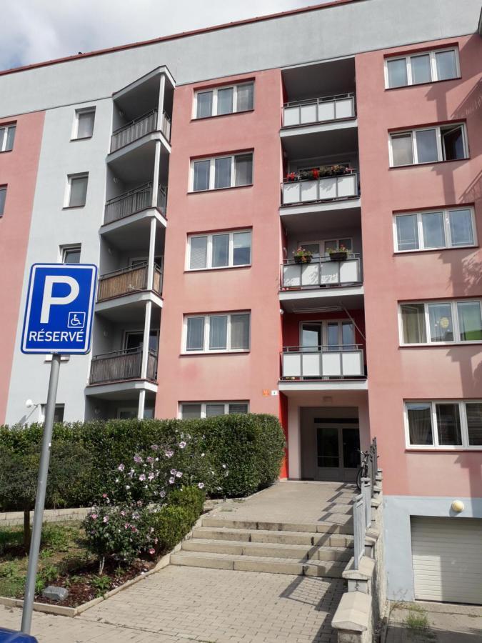 Peskova, Byt O 2 Pokojich S Terasou Olomouc Exterior photo